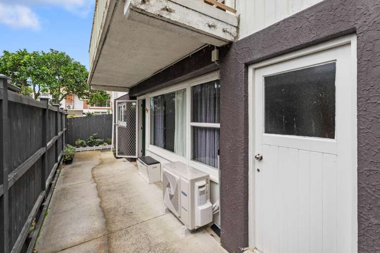 1/104 Mount Albert Road 1727_8