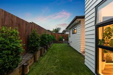 1/131A Whitney Street_3