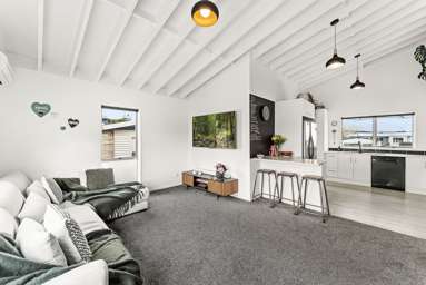 82 Percy Road_4