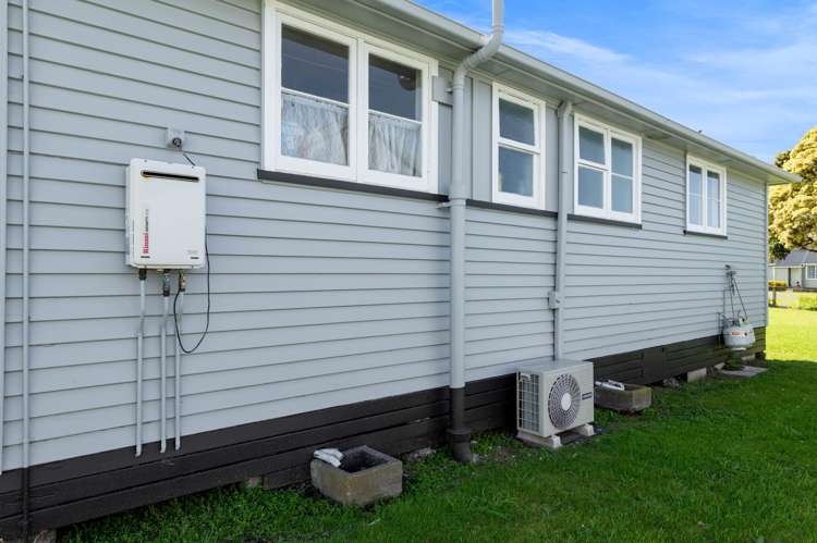 67 Tauhuri Street Manaia_14