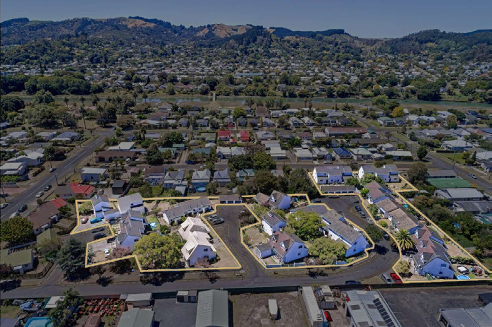 3 & 4 Attlee Place, Gisborne Central City Centre_0