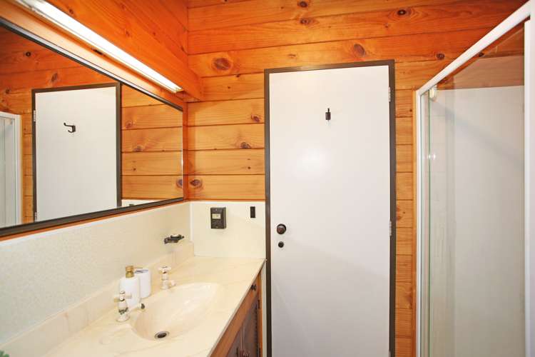 13 Chrisarda Place Red Hill_13