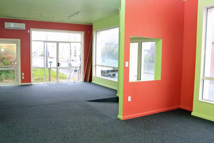 21 Revell Street Hokitika_11