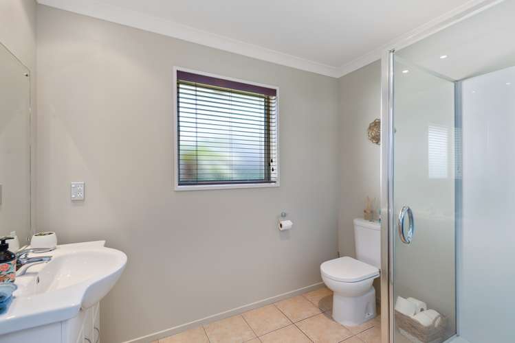 2/736 Sandy Knolls Road West Melton_11