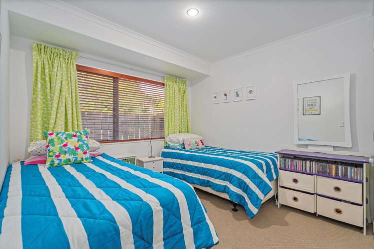 4 Ajax Head Pauanui_9