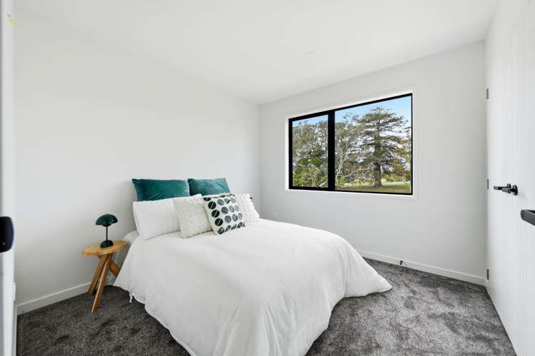 Lot 1/129 Cook Street Howick_8
