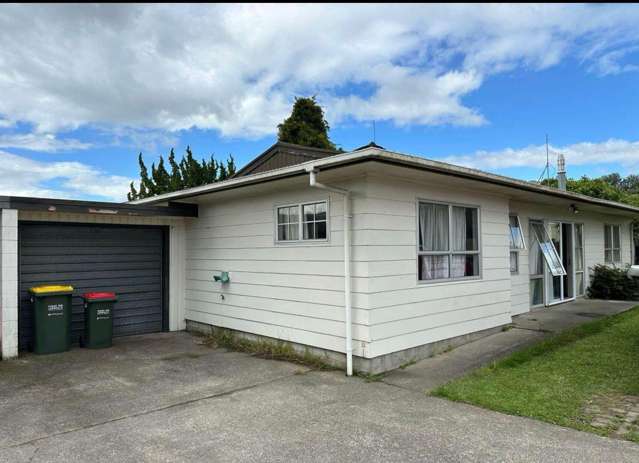 68B Oakfield Crescent, Pukete — $660/week