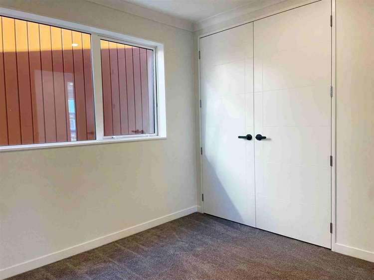 2 Longview Oak Lane Papakura_19
