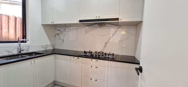1 Classic Grove 10878_6