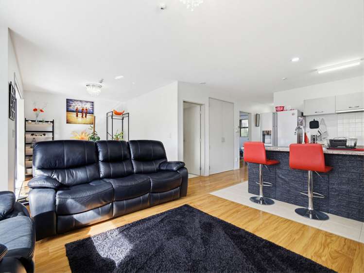 2/124 Stancombe Road_1