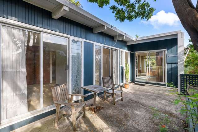 6 The Esplanade Castor Bay_4