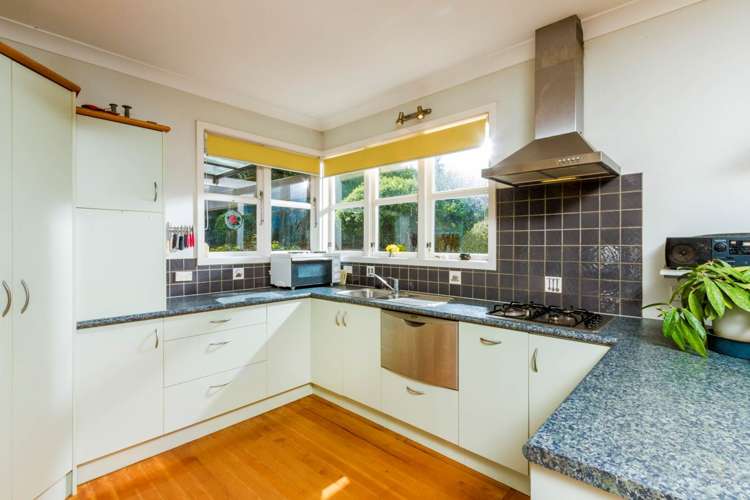 7 Ringwood Street Torbay_29