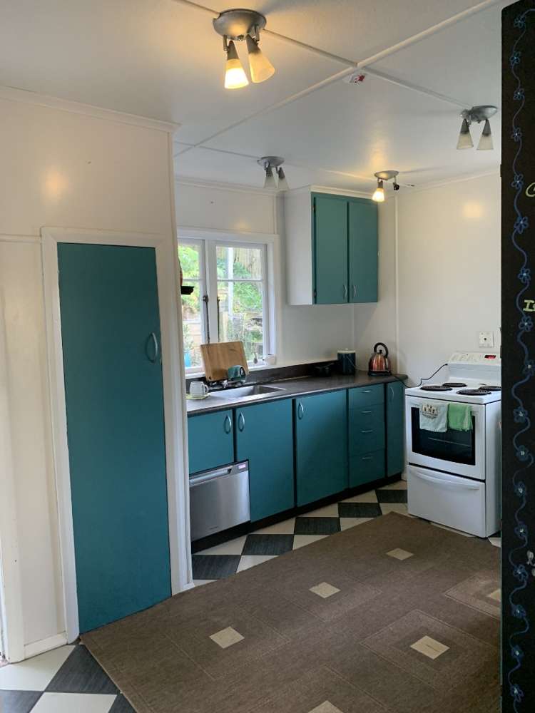 116 Murphy Street Toi Toi_1