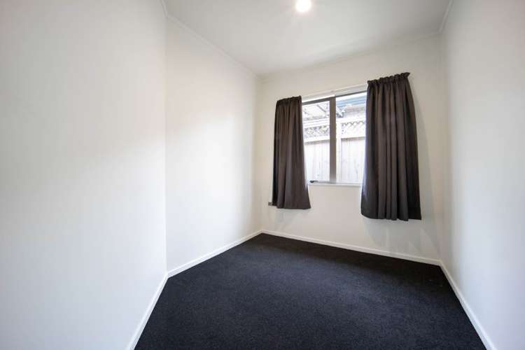 10/520 Don Buck Road Massey_7