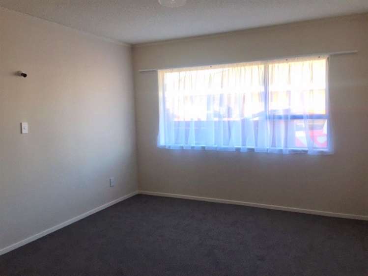 2/99 Vogel Street Roslyn_6