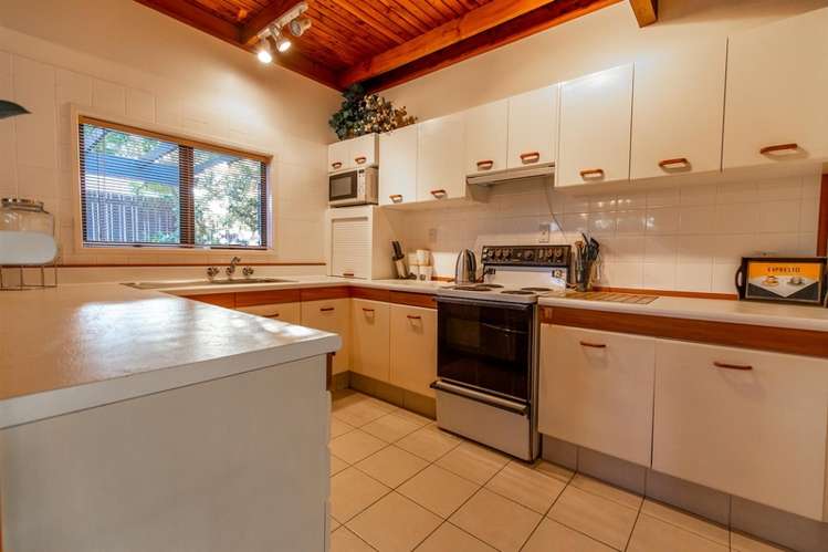 12 Bell Road Pauanui_9