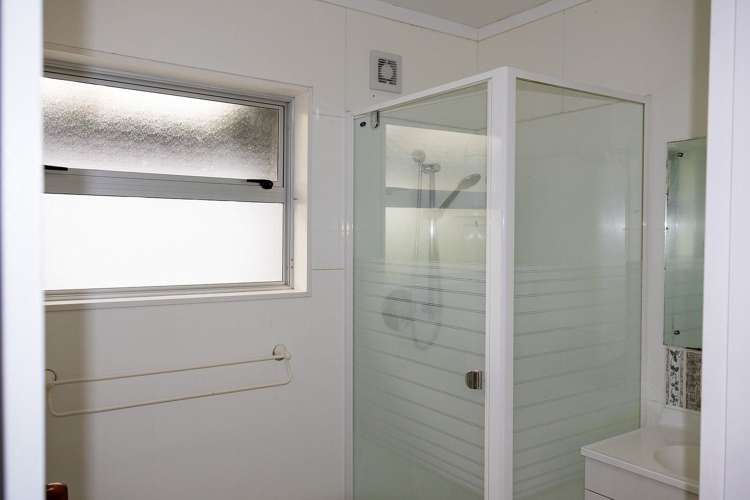 94 Treadwell Street Springvale_12