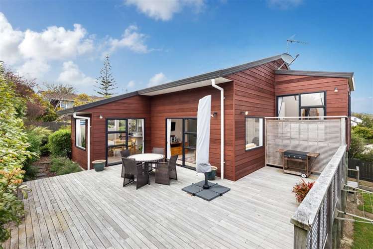 2/125 Manuka Road Bayview_0