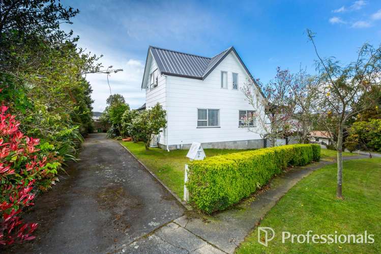 2 Fenchurch Grove Stokes Valley_15