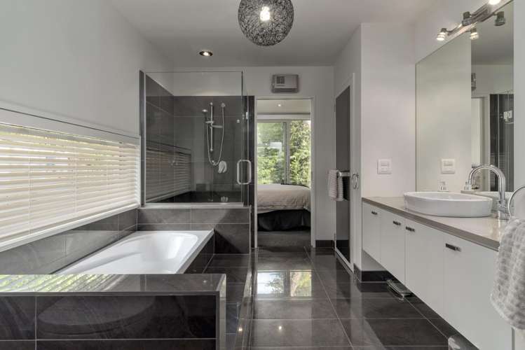 F/97 Englefield Road 2392_11