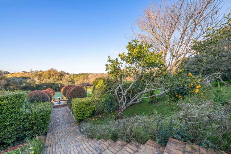 281 Point View Drive Shamrock Park_26