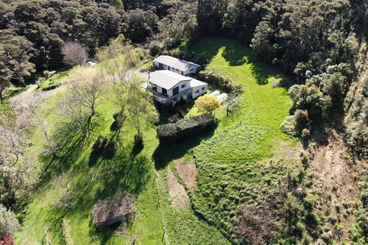 232 Hikuai School Road Hikuai_19