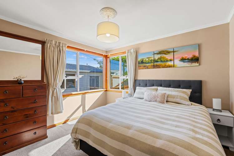 1/12 Bentley Street Russley_7