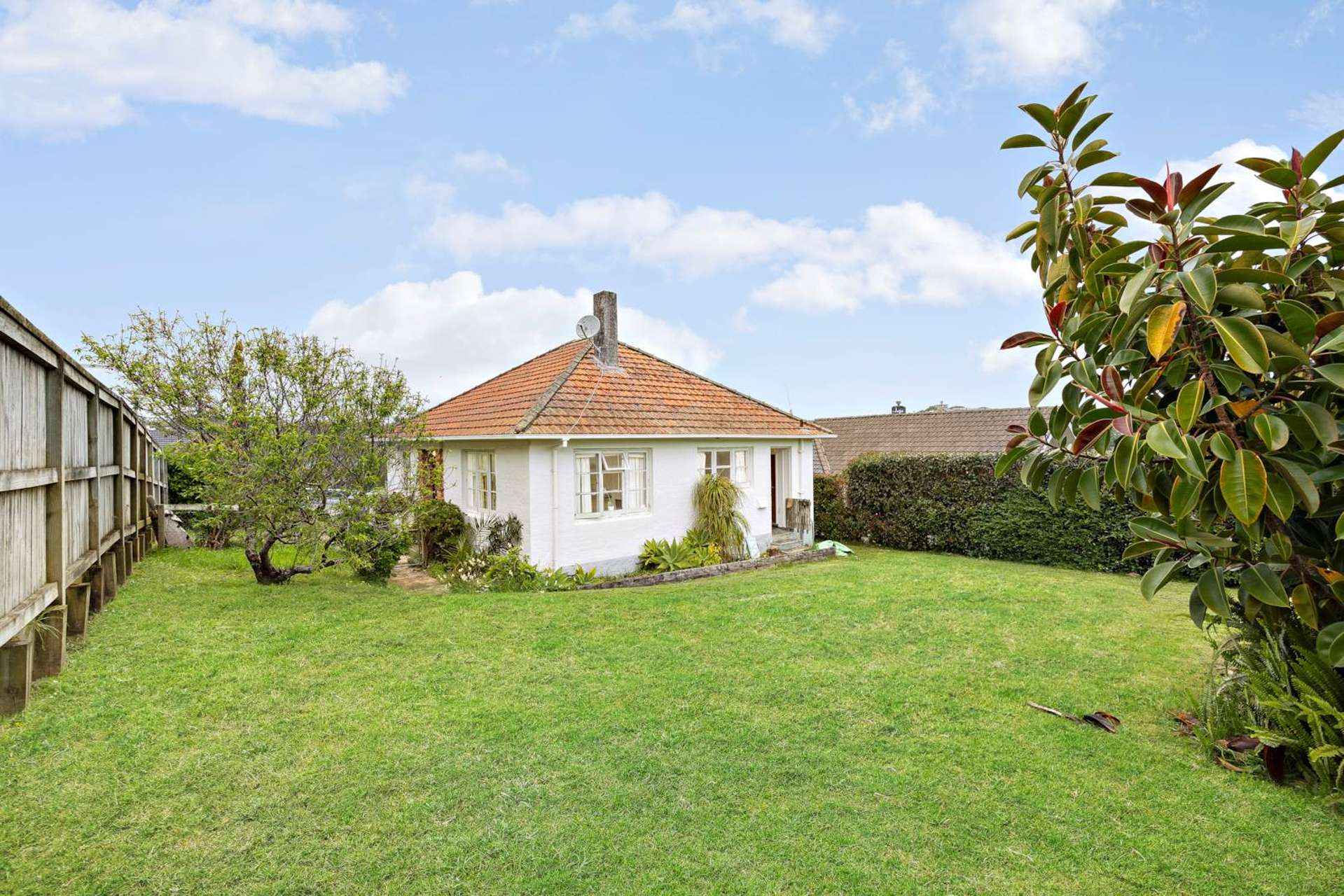 24 Bonnie Brae Road Meadowbank Auckland City Houses for Sale