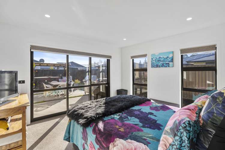 10 Mellay Mews Mosgiel_12