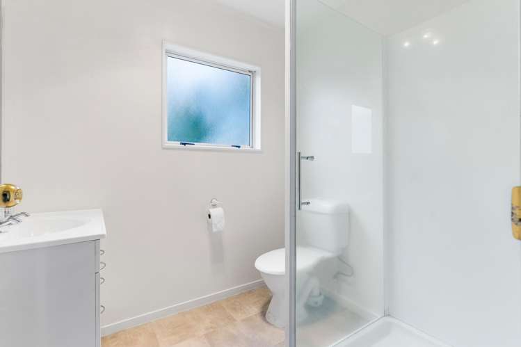 2/95 Ocean View Road Hillcrest_13