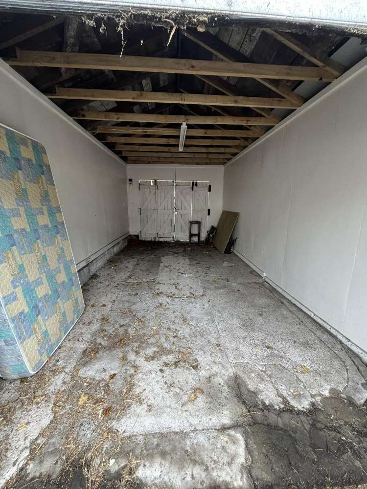 Garage/53 Roxburgh Street 1314_2