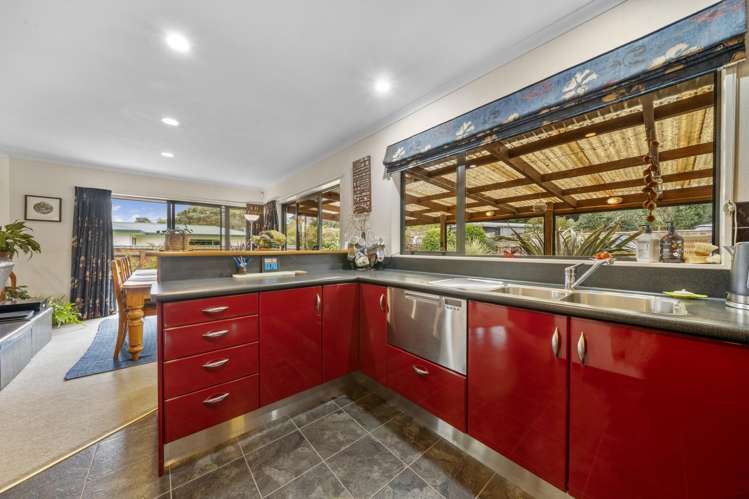 39 Roto Street Hurdon_7