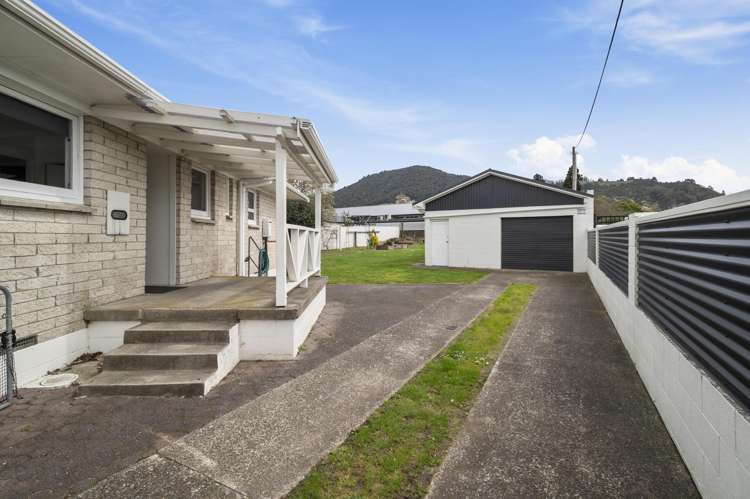 74 Lisa Crescent Mangakakahi_11