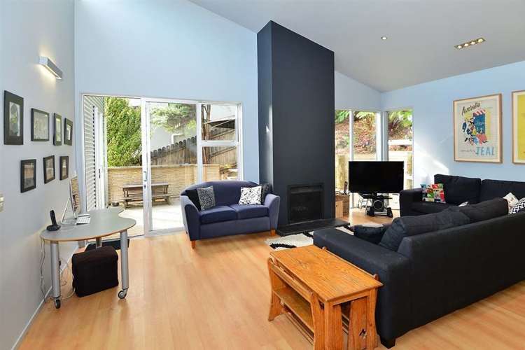 10 Springwater Vale Unsworth Heights_7