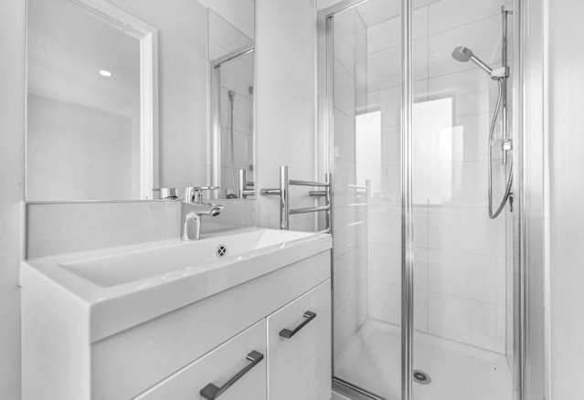 7/126 Canal Road Avondale_4