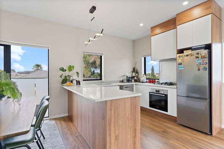 23F Great South Road_3