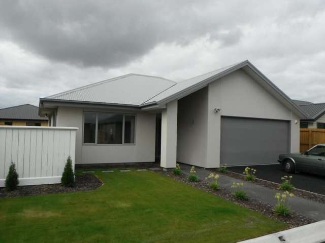 6 Saint Monica Lane Woolston_1