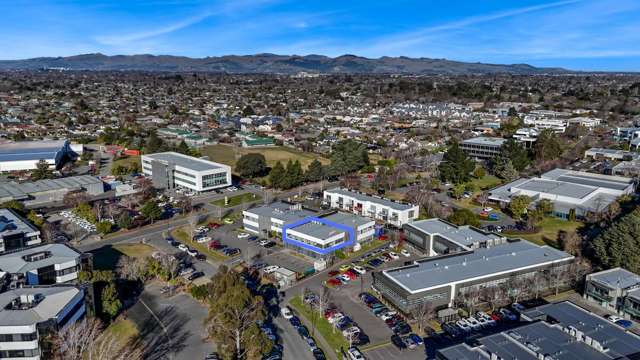 6 Sir William Pickering Drive Burnside_1