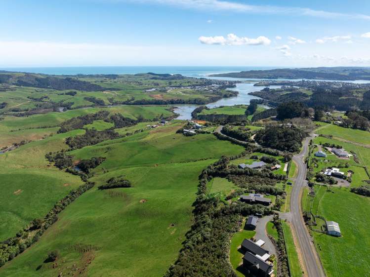176 Maungatawhiri Road Raglan_3