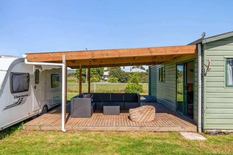 37 Banks Street Tolaga Bay_6