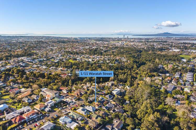 1/11-13 Waratah Street Birkenhead_12