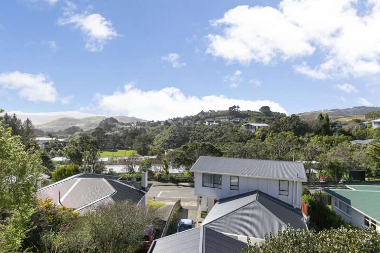 51 Catherine Crescent Paparangi_15