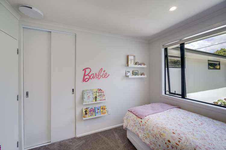 23 Golding Road Taradale_13