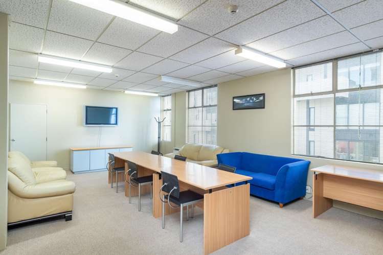 Unit 9,/181 Willis Street Te Aro_5