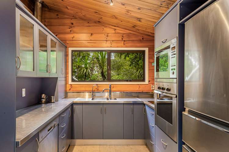 66 Shetland Street Glen Eden_8