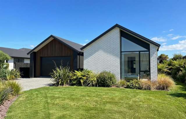11 Alan Miers Way, Fitzherbet, Palmerston North, NZ | House and Land | A Premium Opportunity in a Sought‑After Location