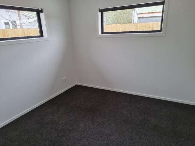 2/11 Forster Avenue Hillcrest_3