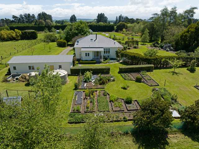 8 Campbell Drive Martinborough_4