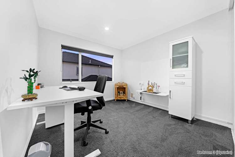 52 Cyril French Drive Flat Bush_17