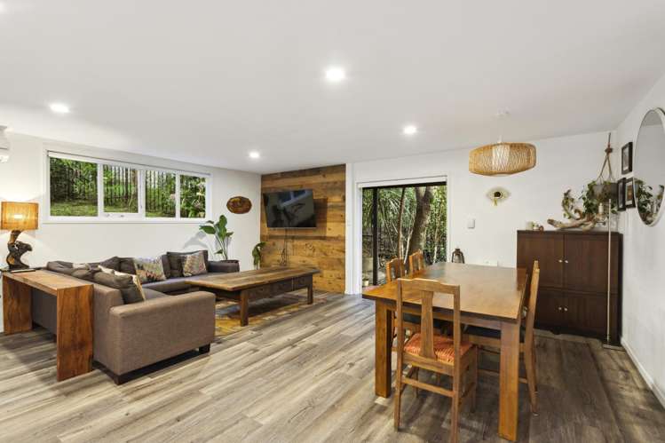 19 Laingholm Drive Laingholm_7